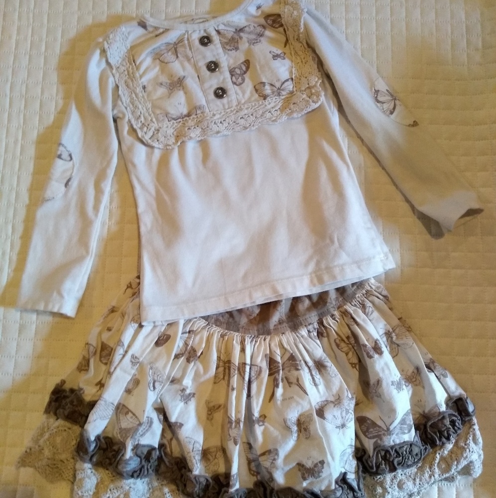 Persnickety Outfit Size 4/5